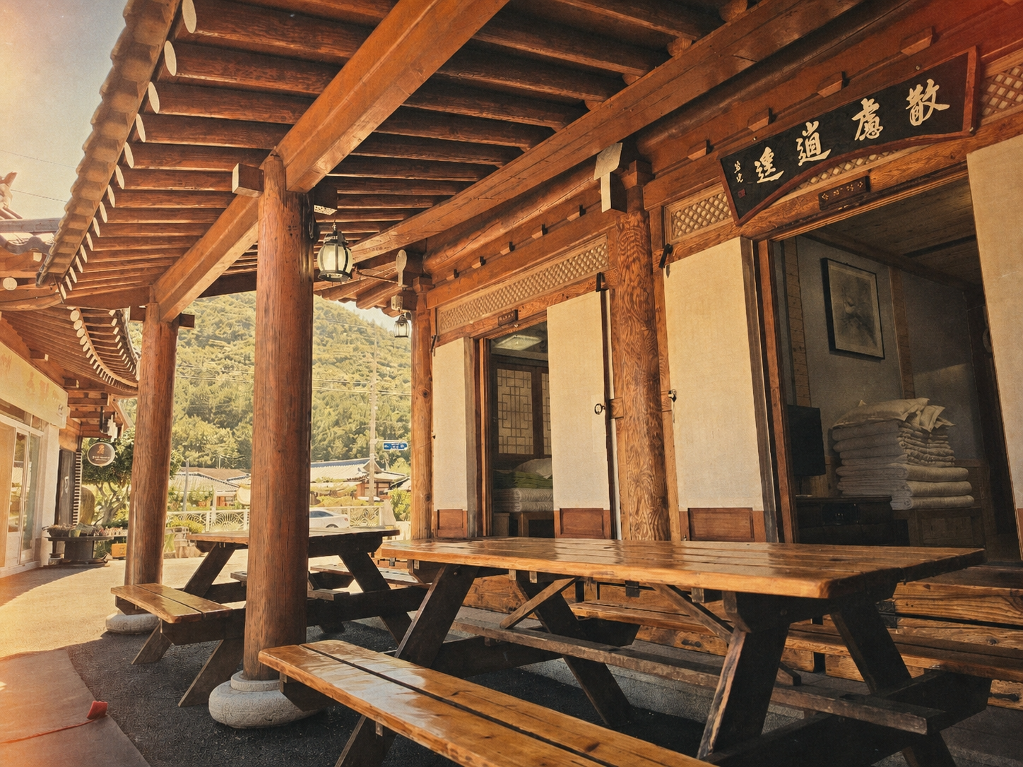 시간이 멈춘 한옥의 마루